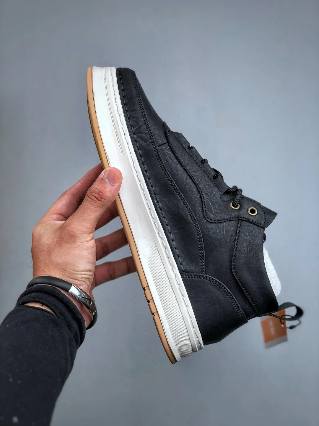 💰480 support store Timberland/Timberland classic 25ss new mid-top classic re-engineered brand new upgrade Guangdong factory quality original box original packaging The fabric is made of Italian top frosted cowhide with anti-odor and anti-corrosion genuine leather latex insoles to give you a perfect wearing experience High quality and durable, a must-have for sportsmen Specially designed for handsome men High-quality and first-class foot feel Exclusive supply Item number: TB23066 Size: 39-44